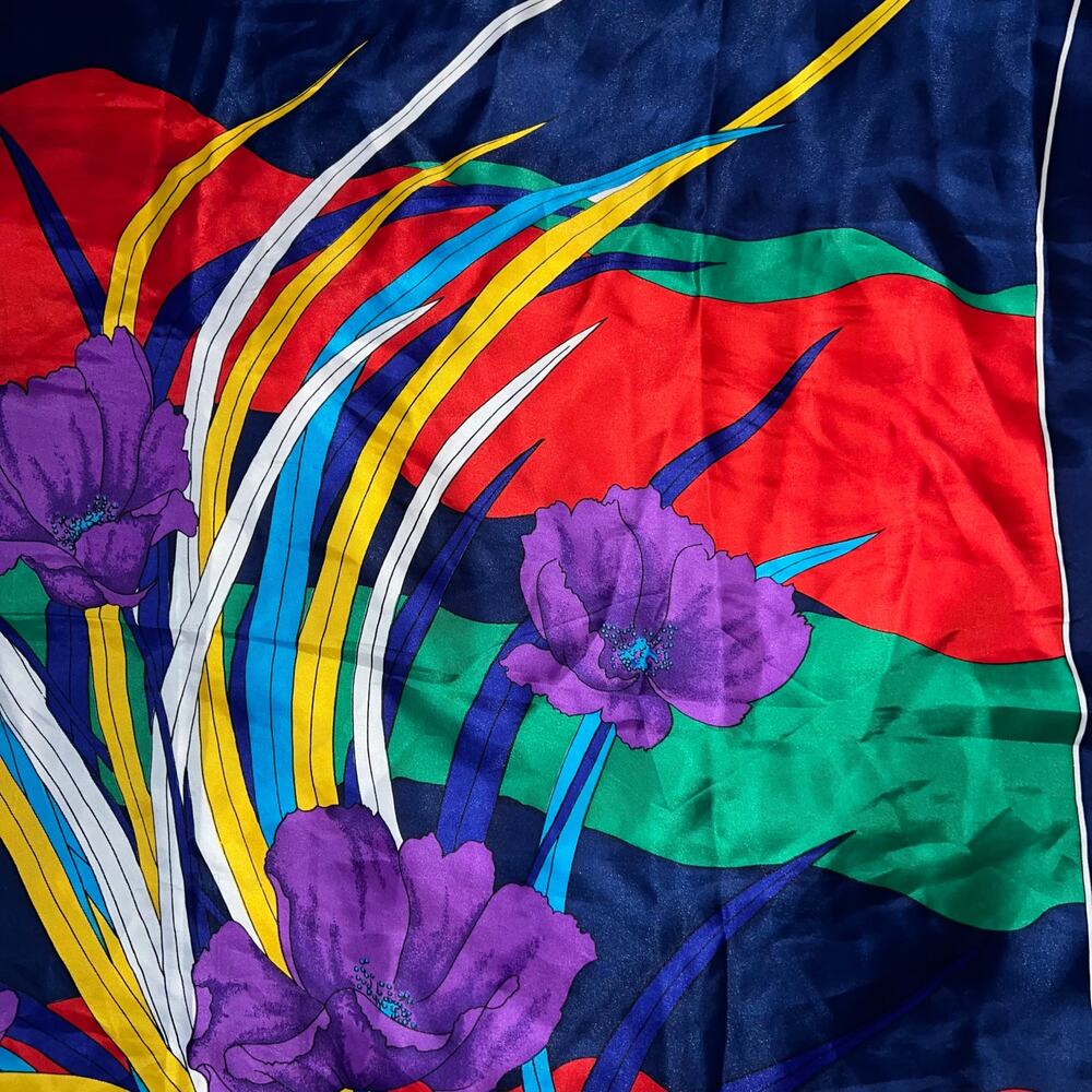 Vintage Abstract Scarf - Picture 10 of 11